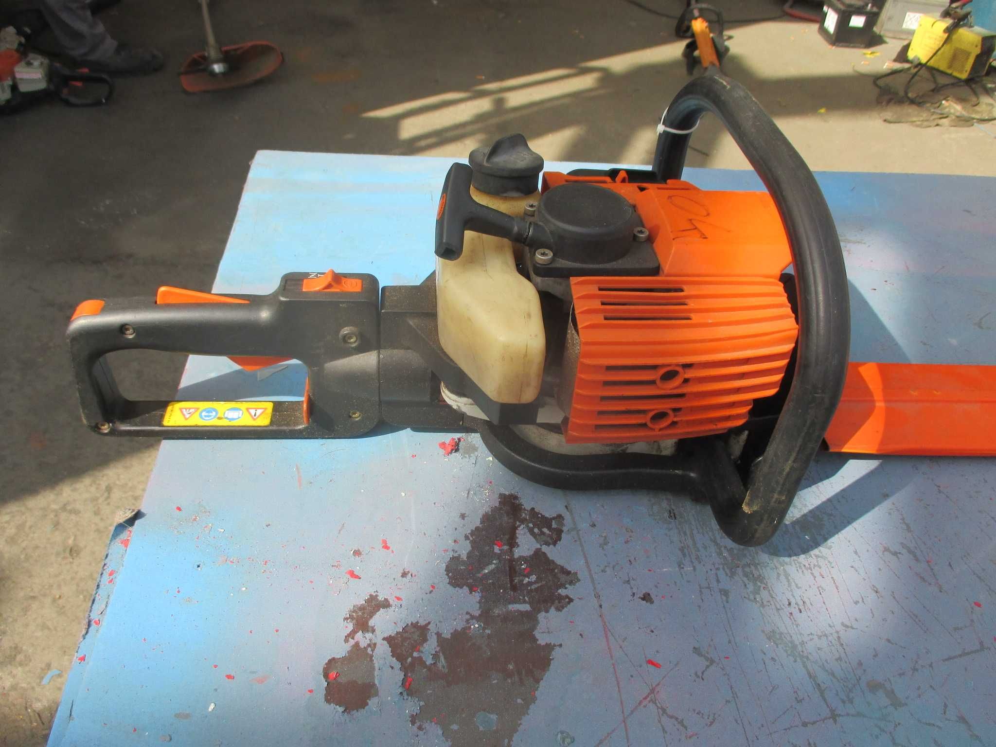 Nożyce spalinowe do żywopłotu Stihl HS80