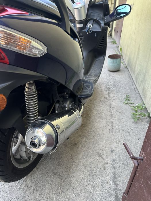 Kymco Grand Dink 250