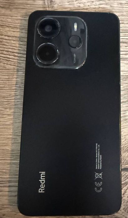 Продам смартфон в хорошем состоянии  Редми нот 14