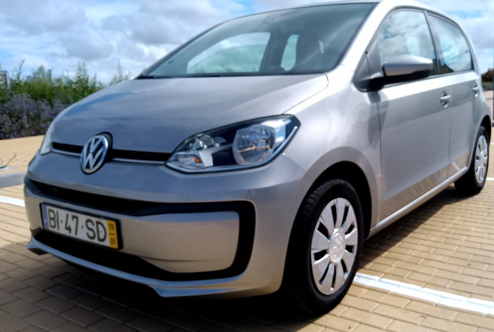 Volkswagen UP 2019