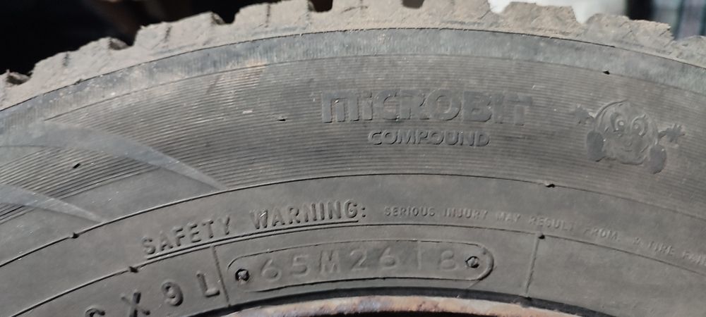Продам пару коліс Toyo 205 65 R15