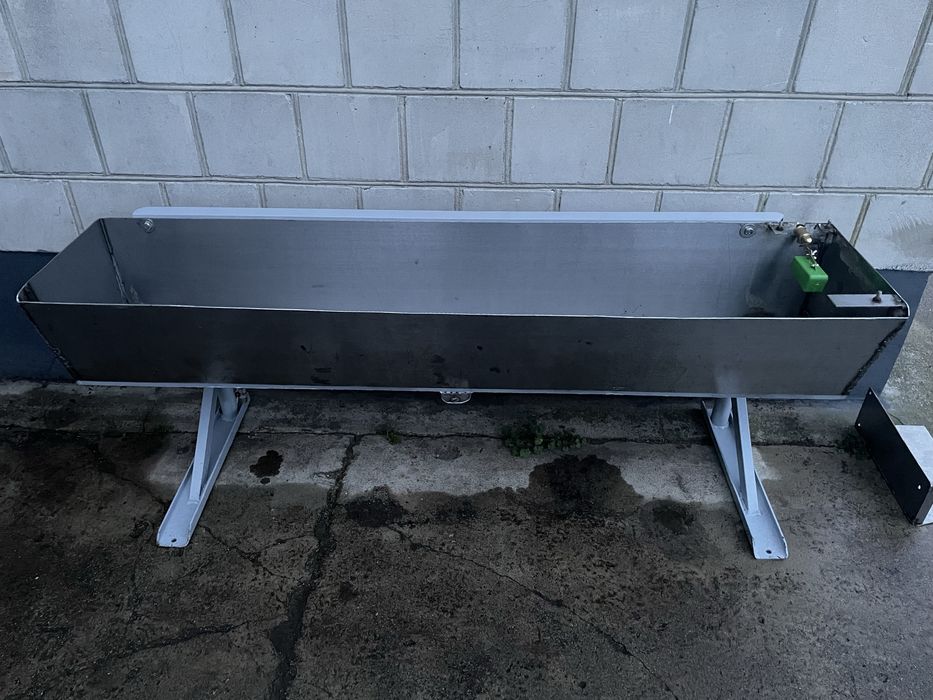 Poidło pływakowe dla bydła. Likwidacja stada!