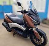 X max 300 Yamaha