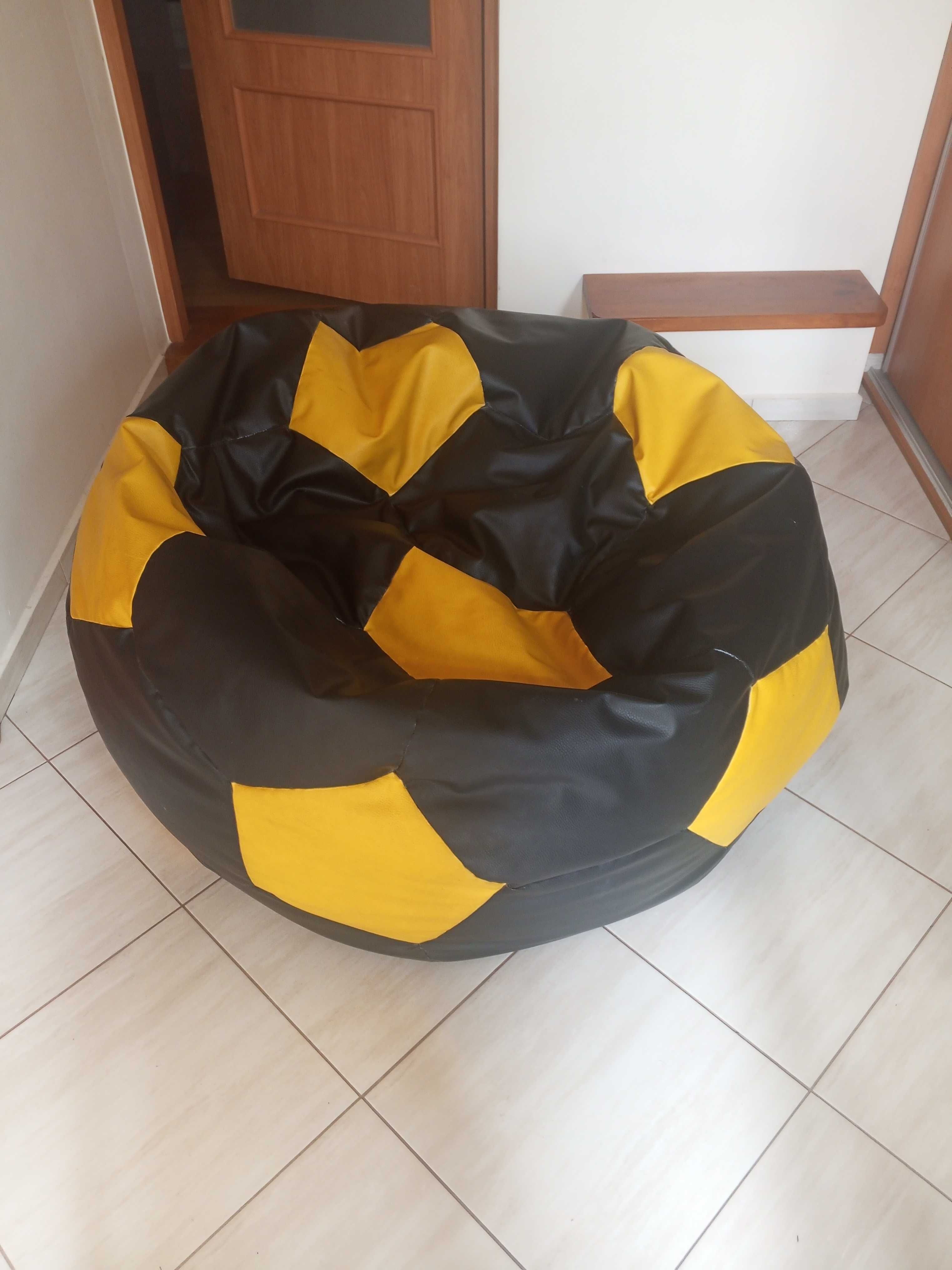 Piłka pufa do siedzenia
