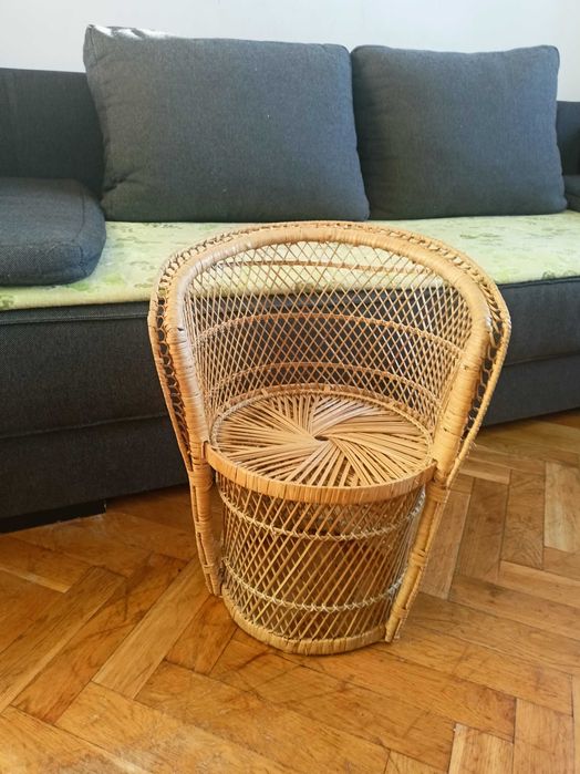 Wiklinowy fotel dla dziecka