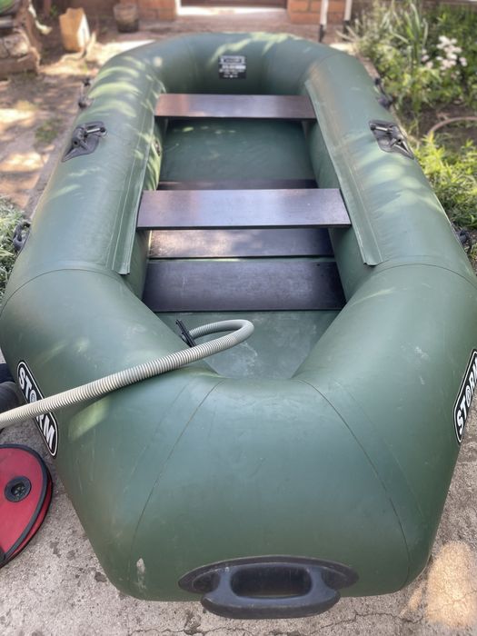 Надувная лодка Storm 2,6 м