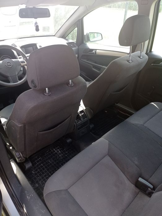 Sprzedam samochód Opel Zafira