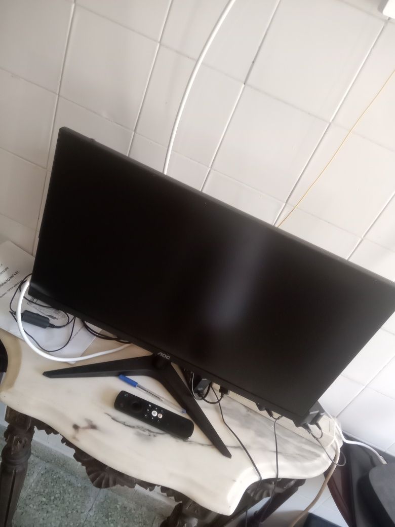 Monitor como novo