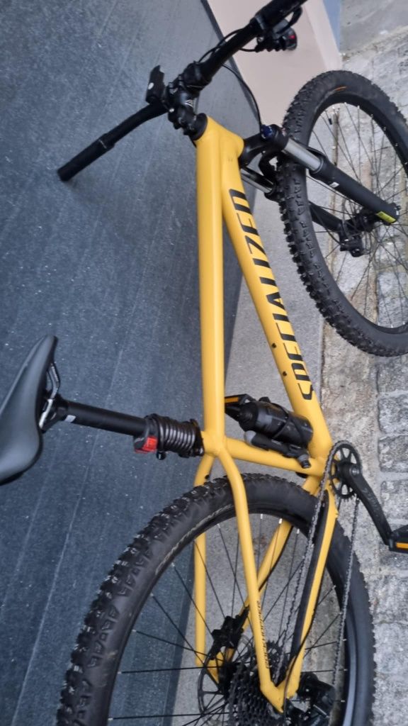 Bicicleta Specialized ROCKHOPPER