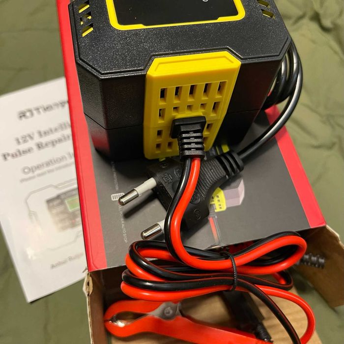 Зарядное для авто аккумулятора 12V 6A умное универсальное