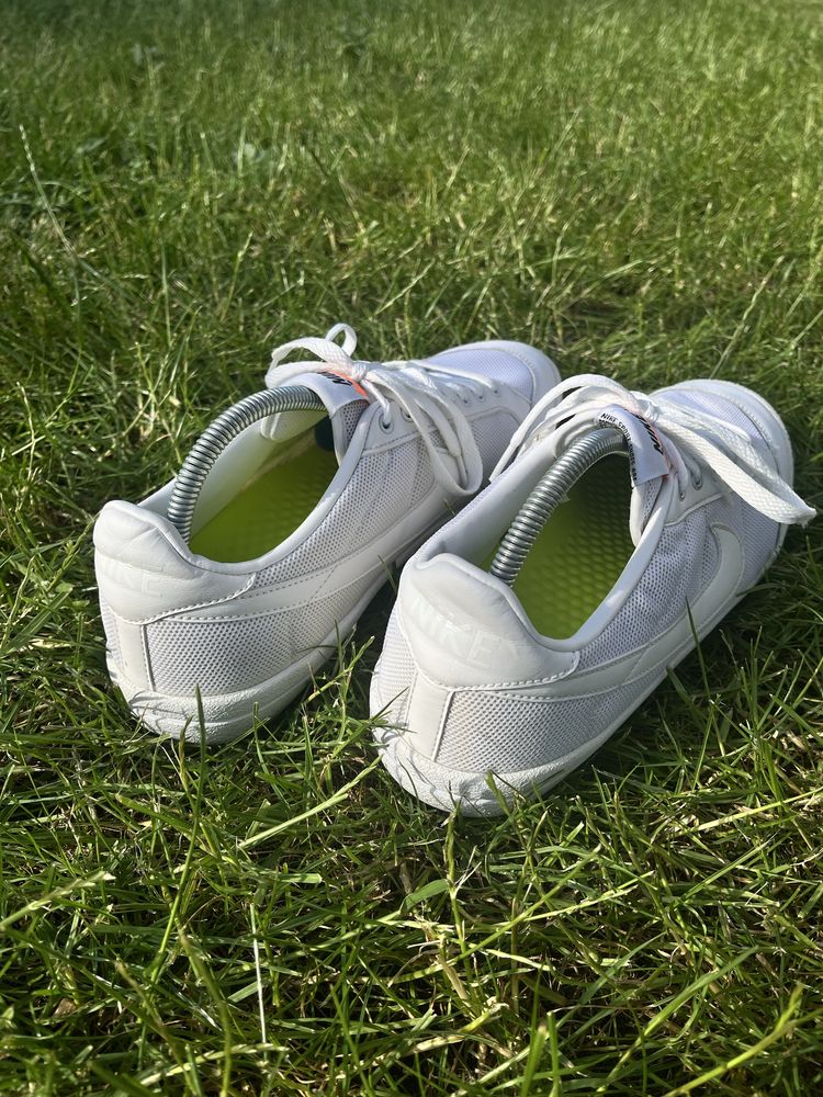 Кросівки Nike Meadow