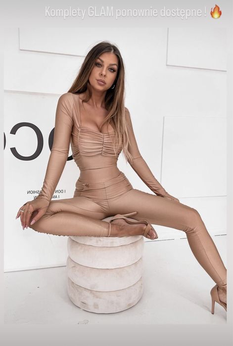 Komplet LYCRA legginsy bluzka modelujący marszczenie