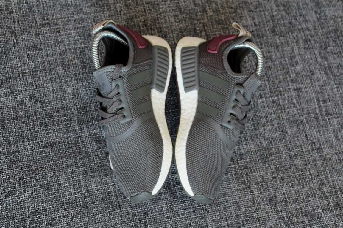 Кросівки Adidas NMD R1 Оригінал 37р