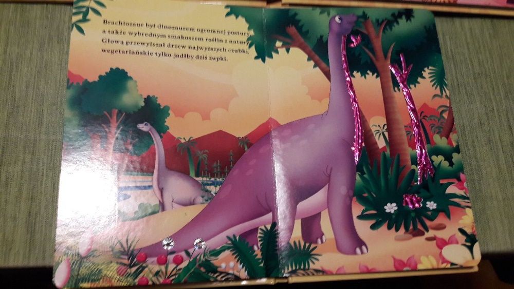 puzzle układanki - dinozaury i wesołe kucyki + gratis książeczka
