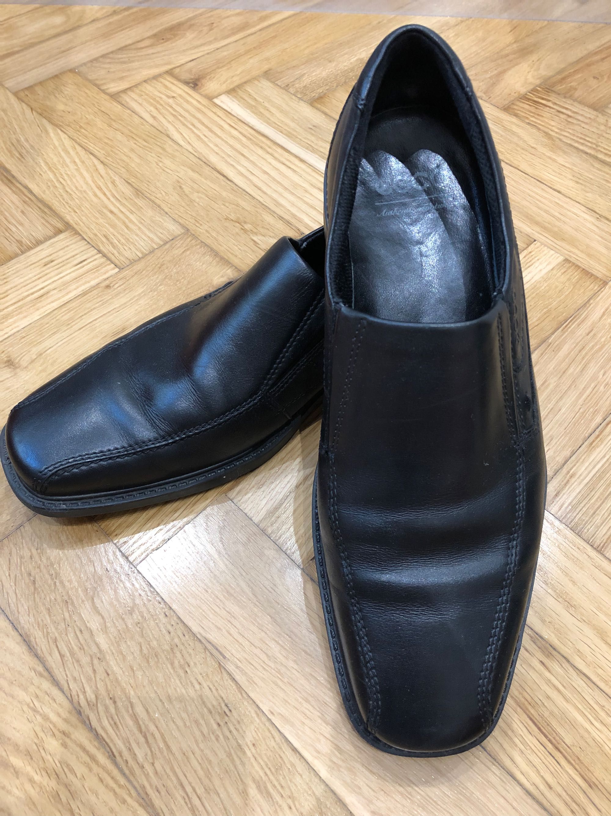ECCO Windsor Slip On