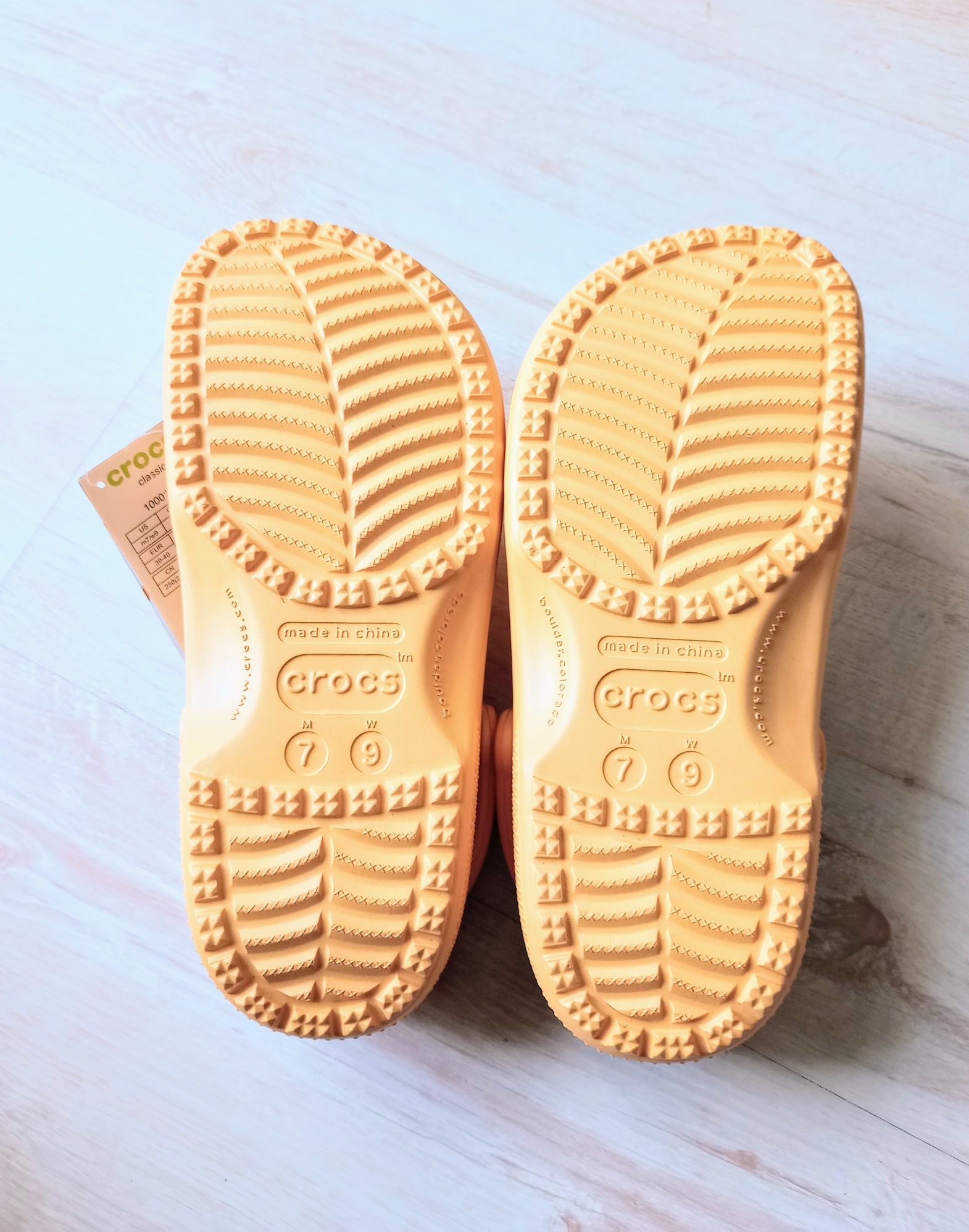 Crocs Classic Clog