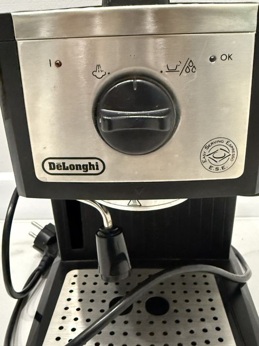Кофемашина Delonghi EC 156 B