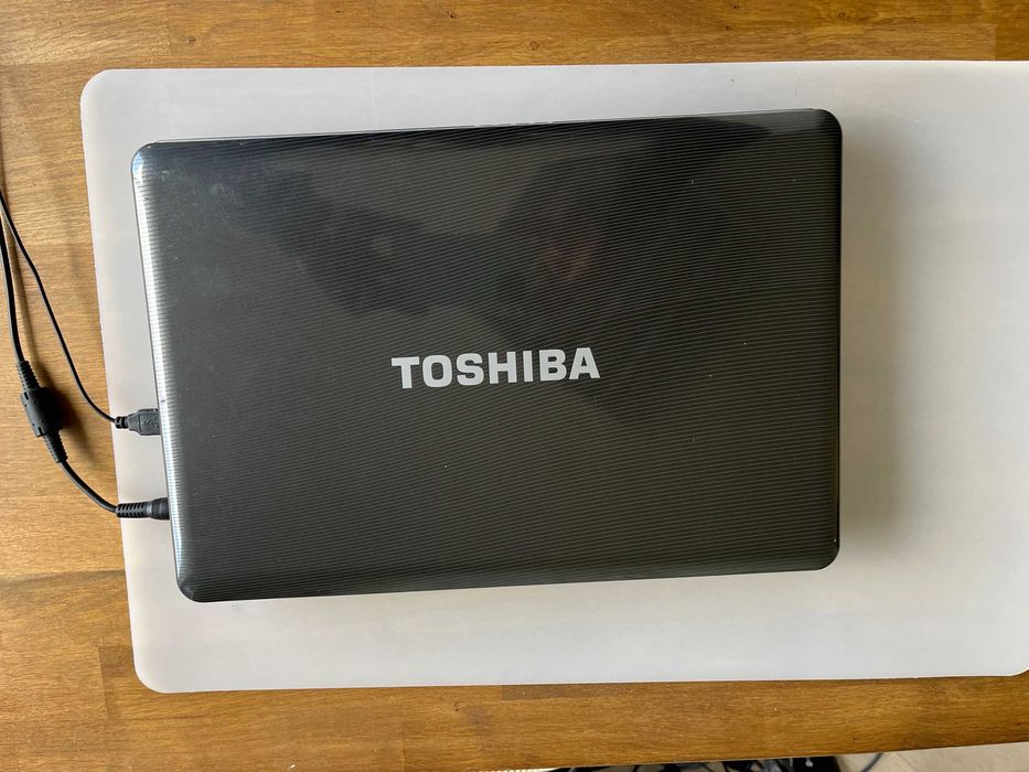 VALOR MUITO EM CONTA TOSHIBA L500-19F IntelCore™2 Duo *15.6* 4GB 312GB