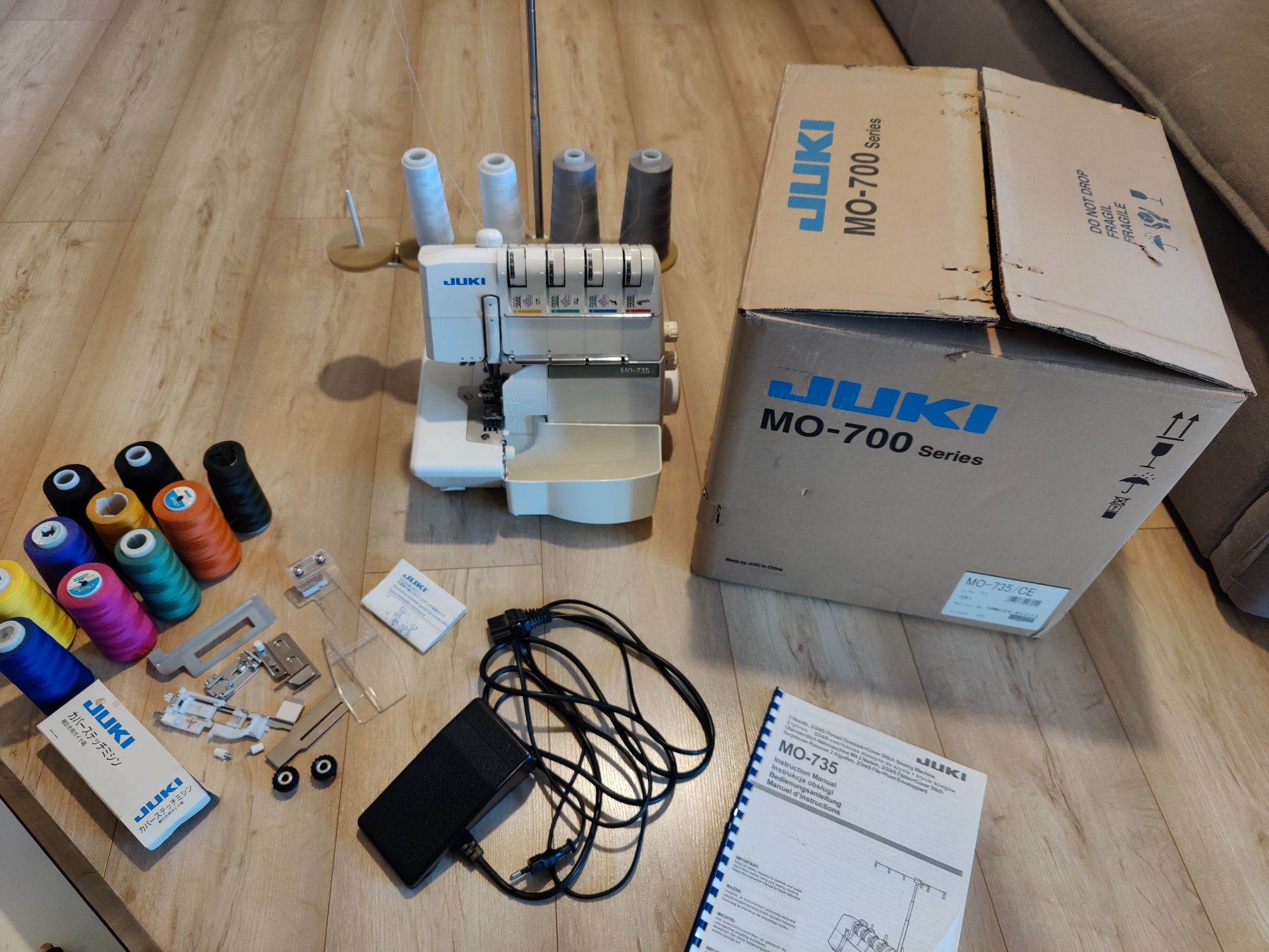 Maszyna do szycia Overlock, Coverlock Juki MO 735 stan bdb