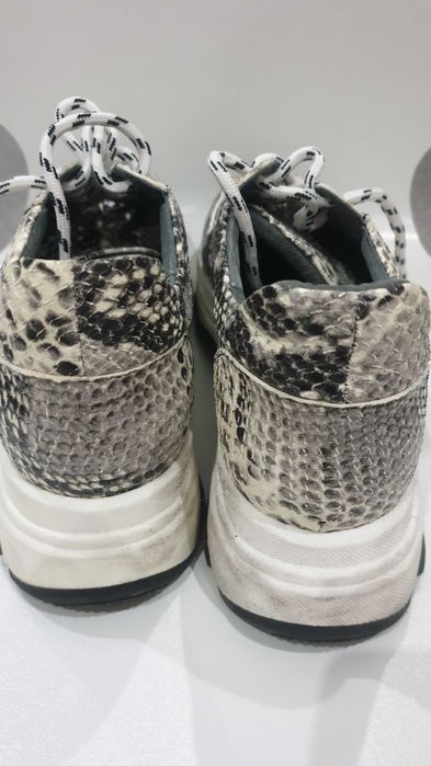 Ténis Novos de Senhora