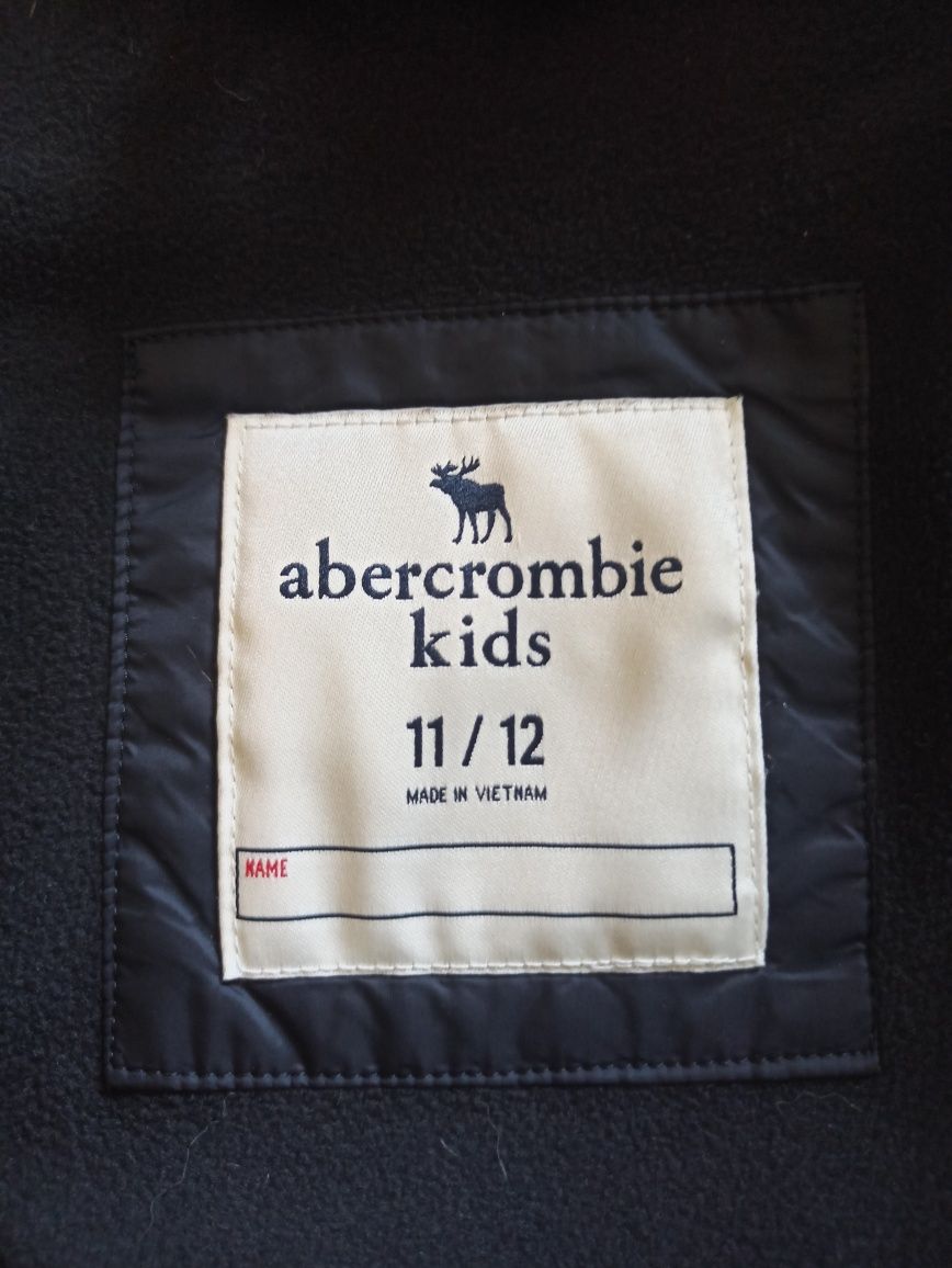 Подростковая куртка Abercrombie.