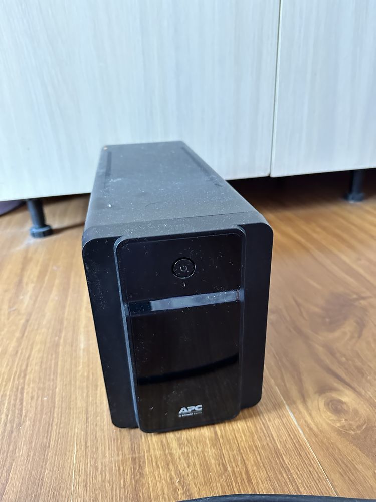 Пристрій безперебійного живлення APC Back-UPS 1600VA, IEC (BX1600MI)