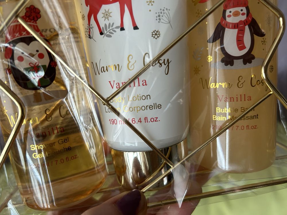 Świąteczny zestaw kosmetyków Warm&cosy Vanilla Bath Gift Set