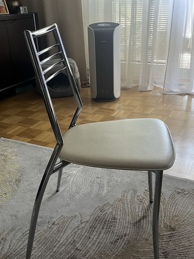 4 krzesła metalowe do kuchni/jadalni