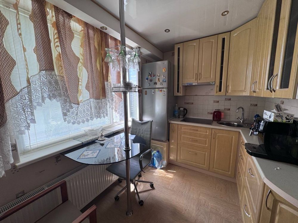Продам 2х к квартиру, улица Саперна ,30 с хорошим ремонтом( код 88048
