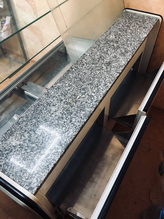 Холодильник вітрина