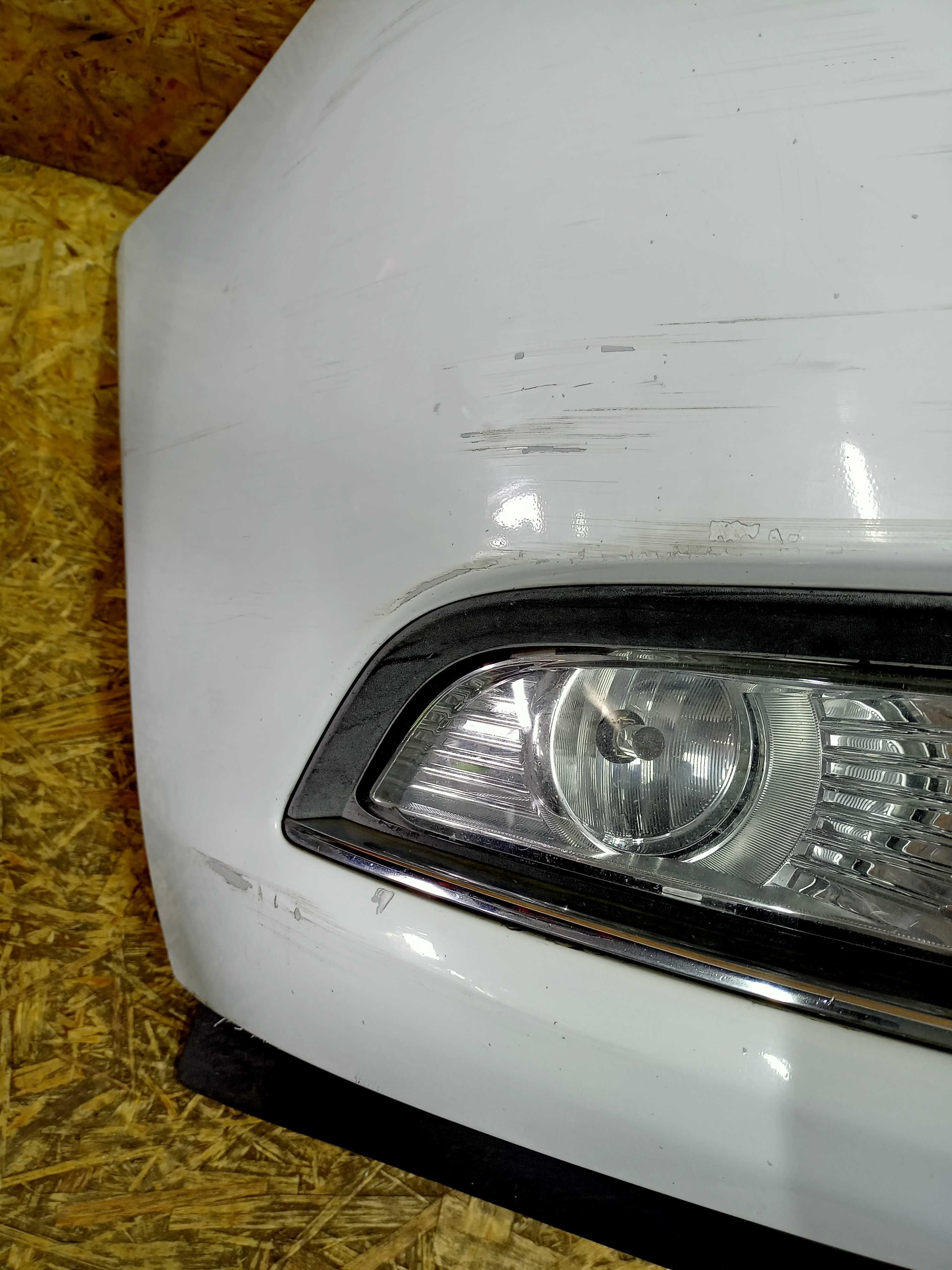 Opel Insignia A 1 I zderzak przedni przód oryginał biały kompletny