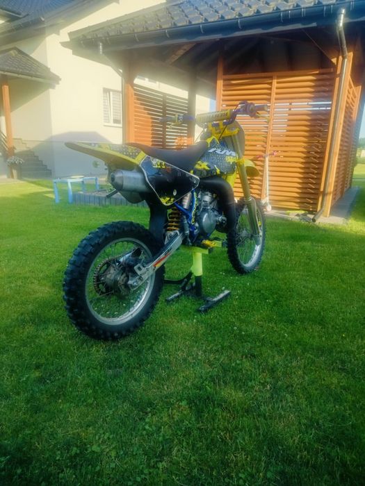 Suzuki RM 85 2t.