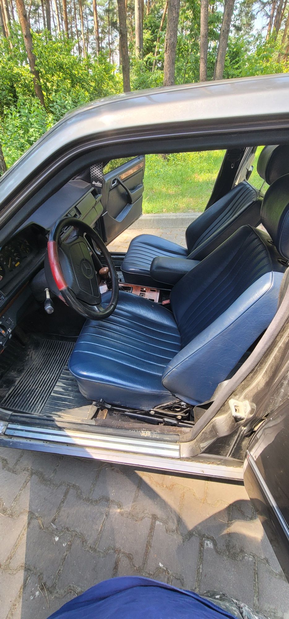Мерседес  W124 mercedes