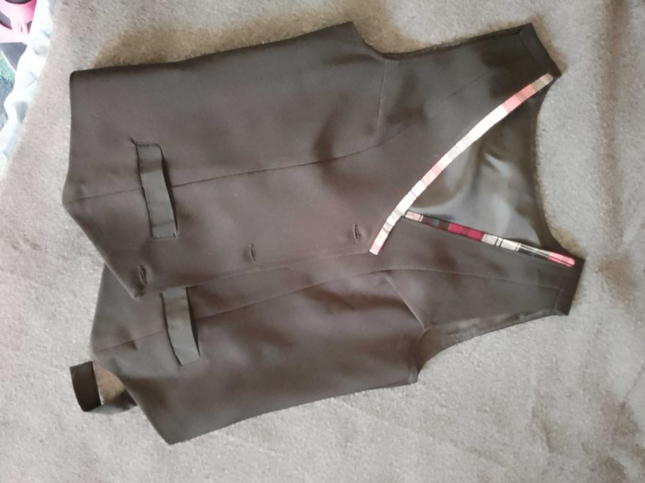 Форма для офіціанта нова