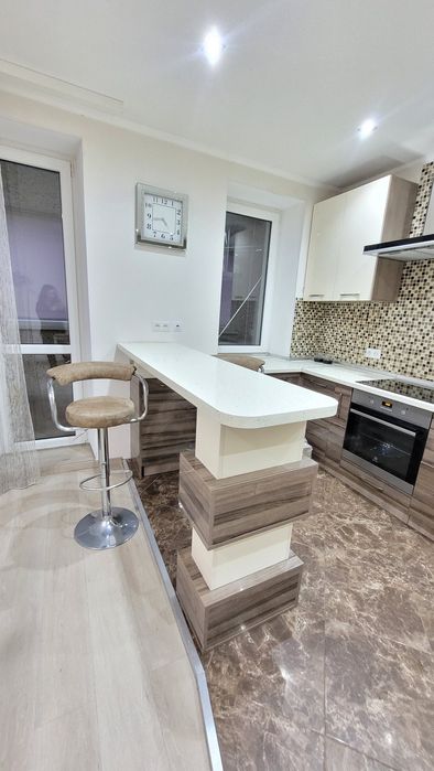 Видовая 3-х кв. Метро! Сертифікат!