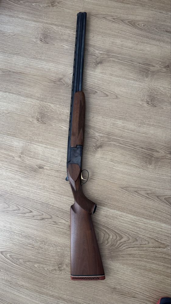 Duas armas de caca + armario