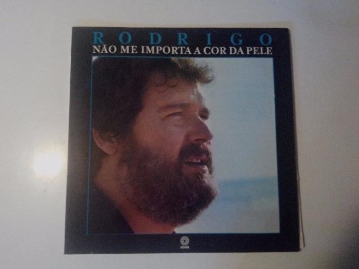 2 Lps do Rodrigo assinados.