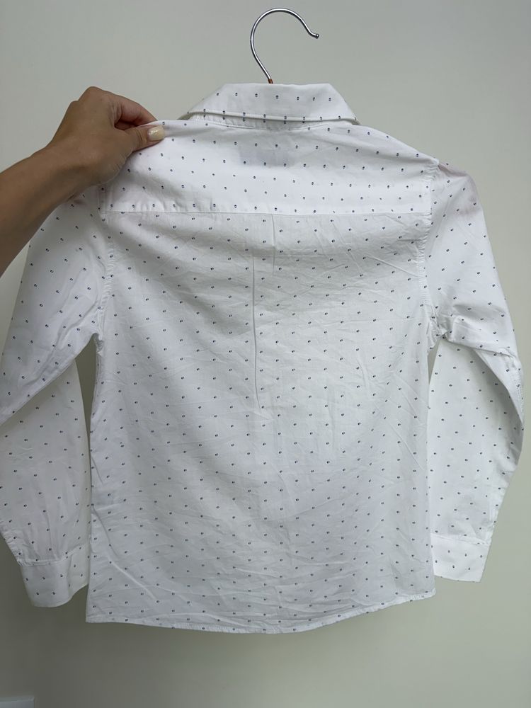Рубашка Zara 8р 128см одягнута 1 раз