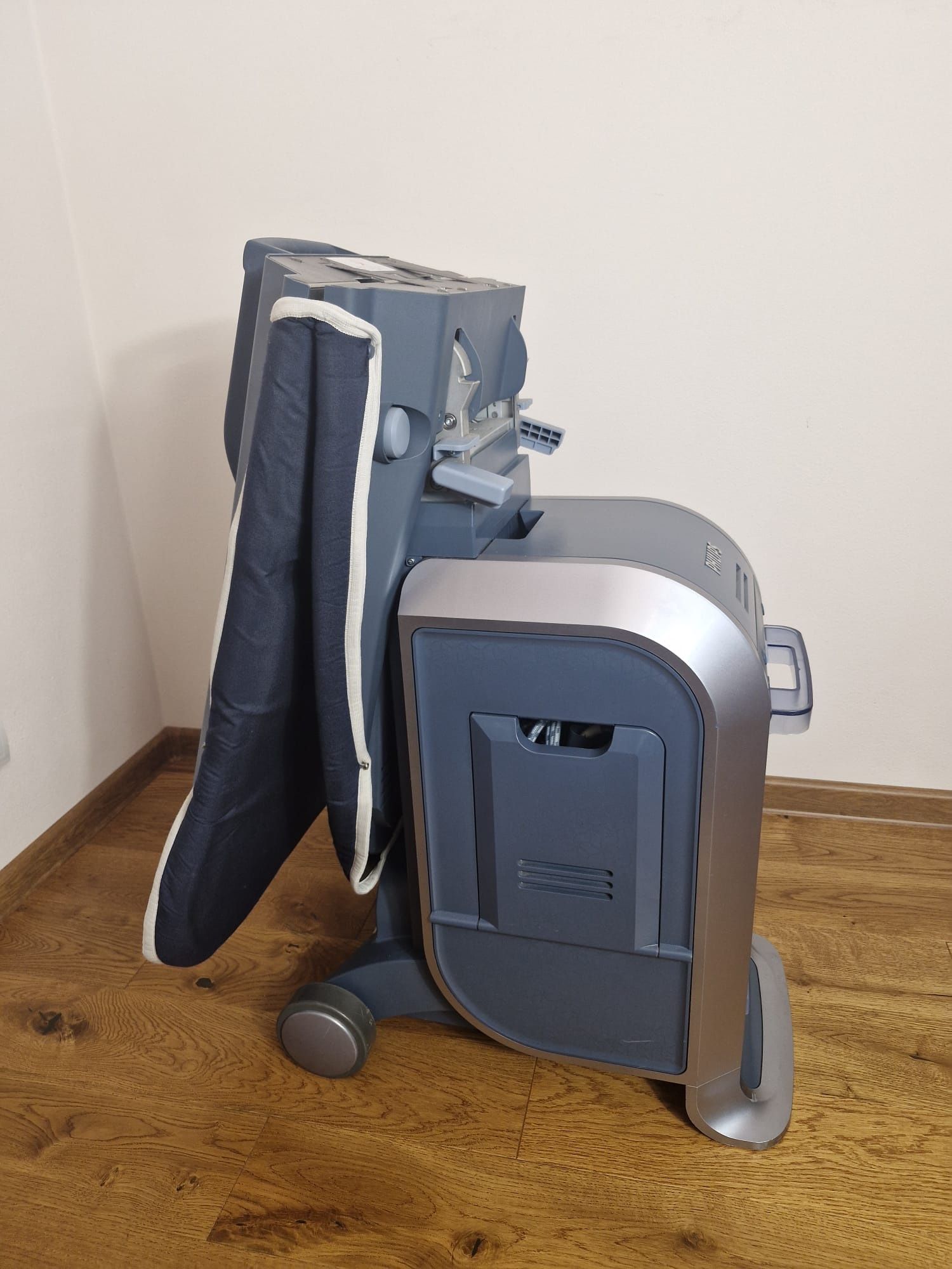 Zintegrowane deska do prasowania Philips  GC9940 żelazko wytwornica