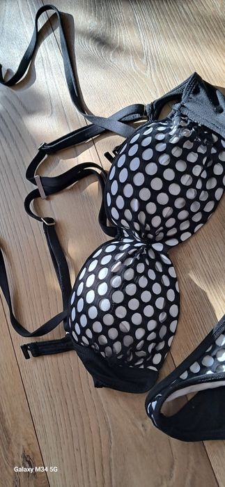 Marilyn stroj kąpielowy rozmiar 36 i 36B gora. Czarno biały