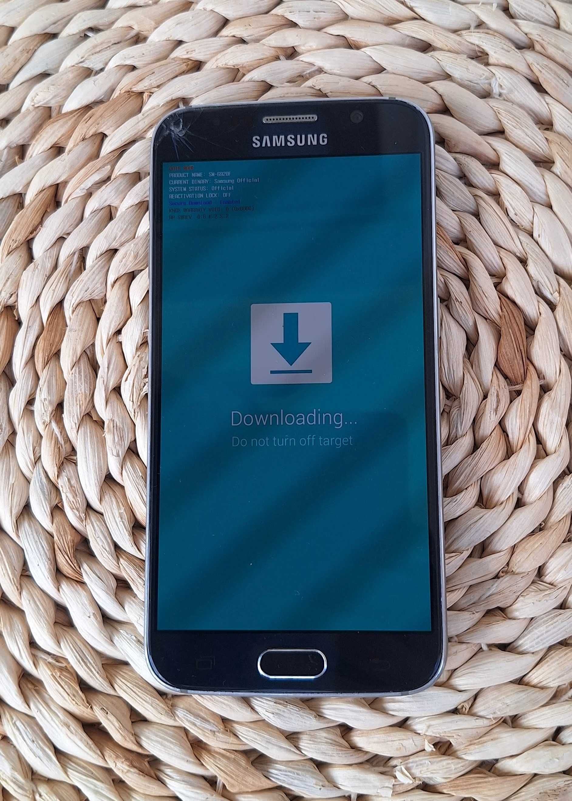 Samsung Galaxy S6 SM-G920F 32 GB Uszkodzony do naprawy lub na części
