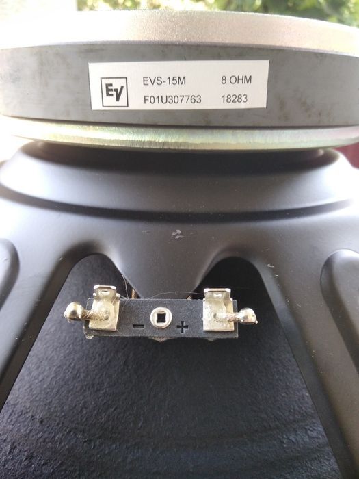 Продам нові динаміки ev evs -15 m,а також колонки на динаміках емінемс