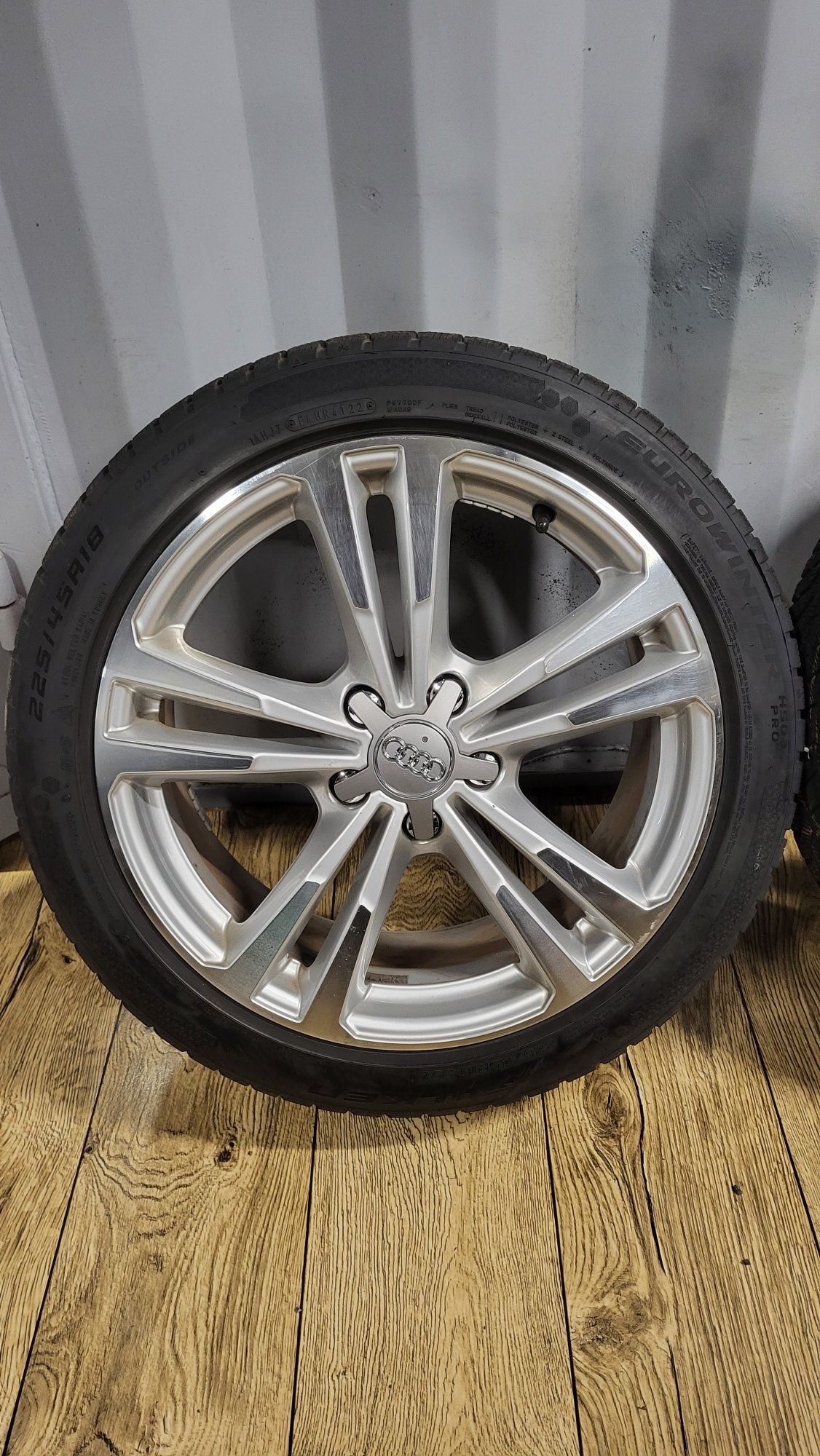 Alufelgi Audi S-line 18" 5x112 z oponami 225/45 R18 A3 8V 8Y A4 B7 B6