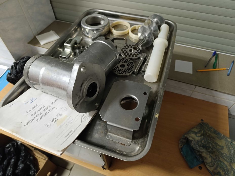 Мясорубка промышленная.НОВАЯ.