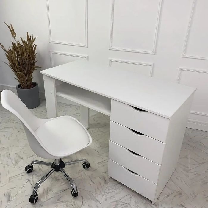 Стул мастера, кресло мастера, стул косметолога, стул для маникюра 487