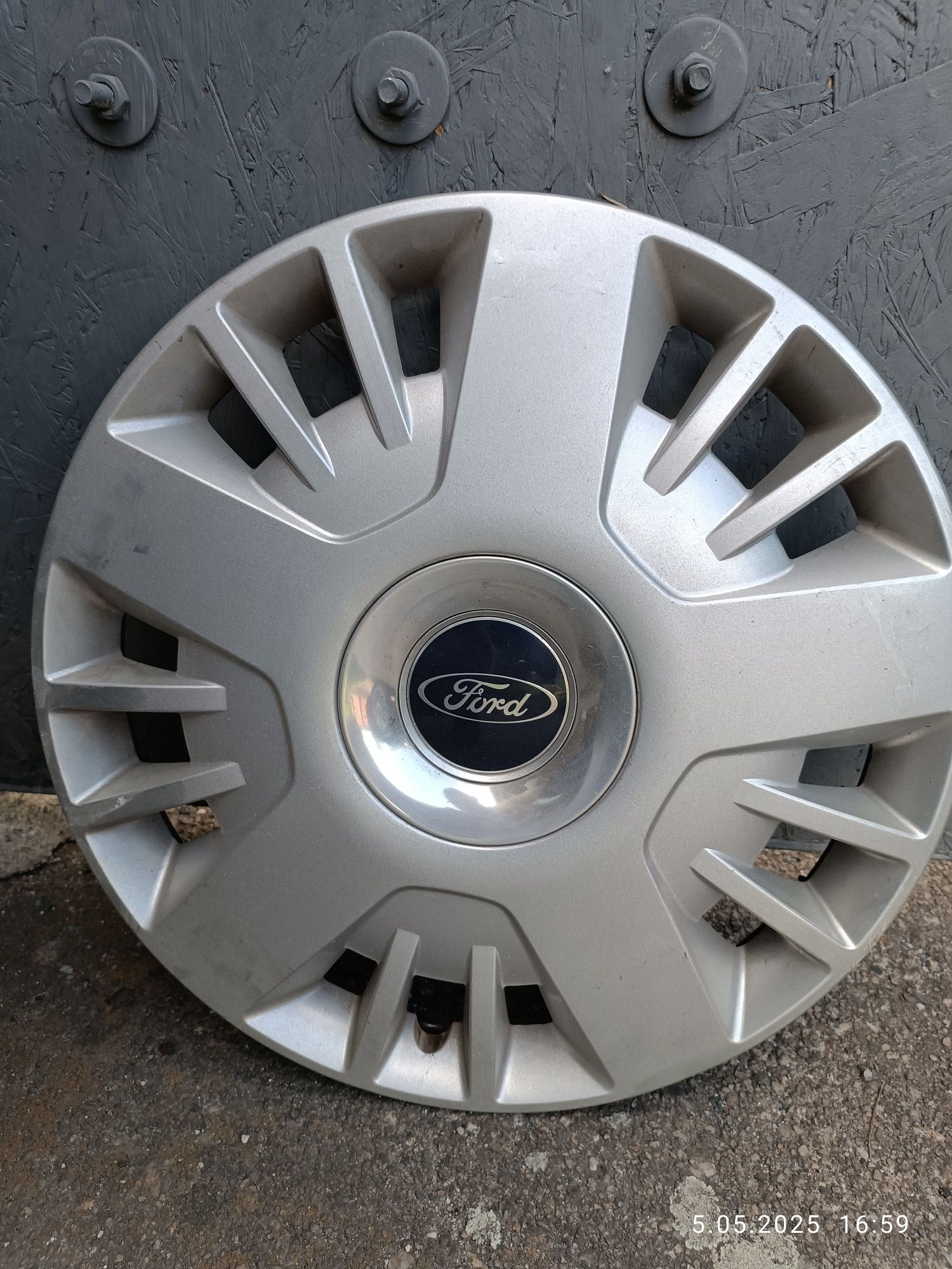 Oryginalny kołpak 16, Ford 4M51-1000-K