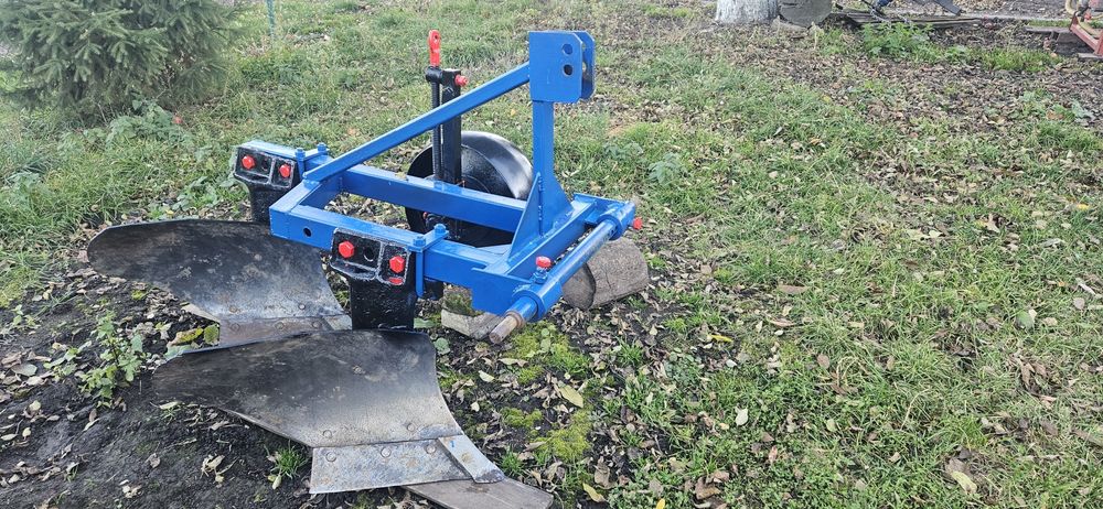 Продам плуг 2 по35