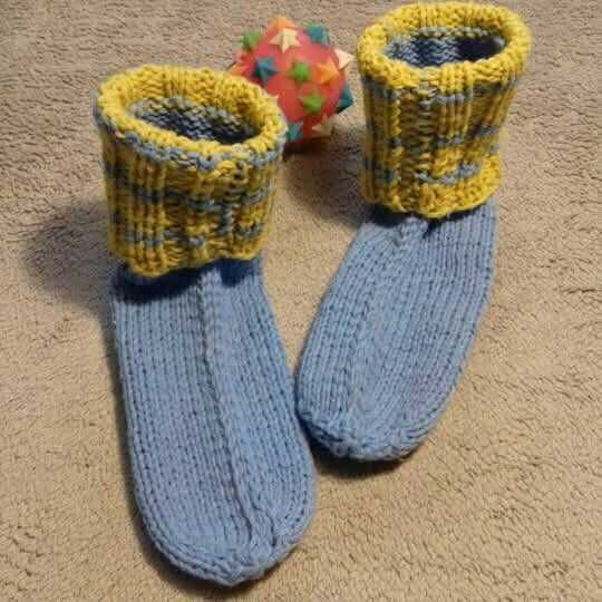 Высокие тёплые женские шерстяные носки для домашнего гардероба