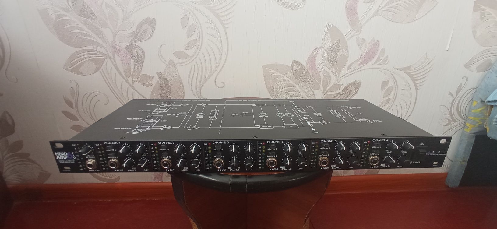Підсилювач для навушників ART Headamp VI PRO
