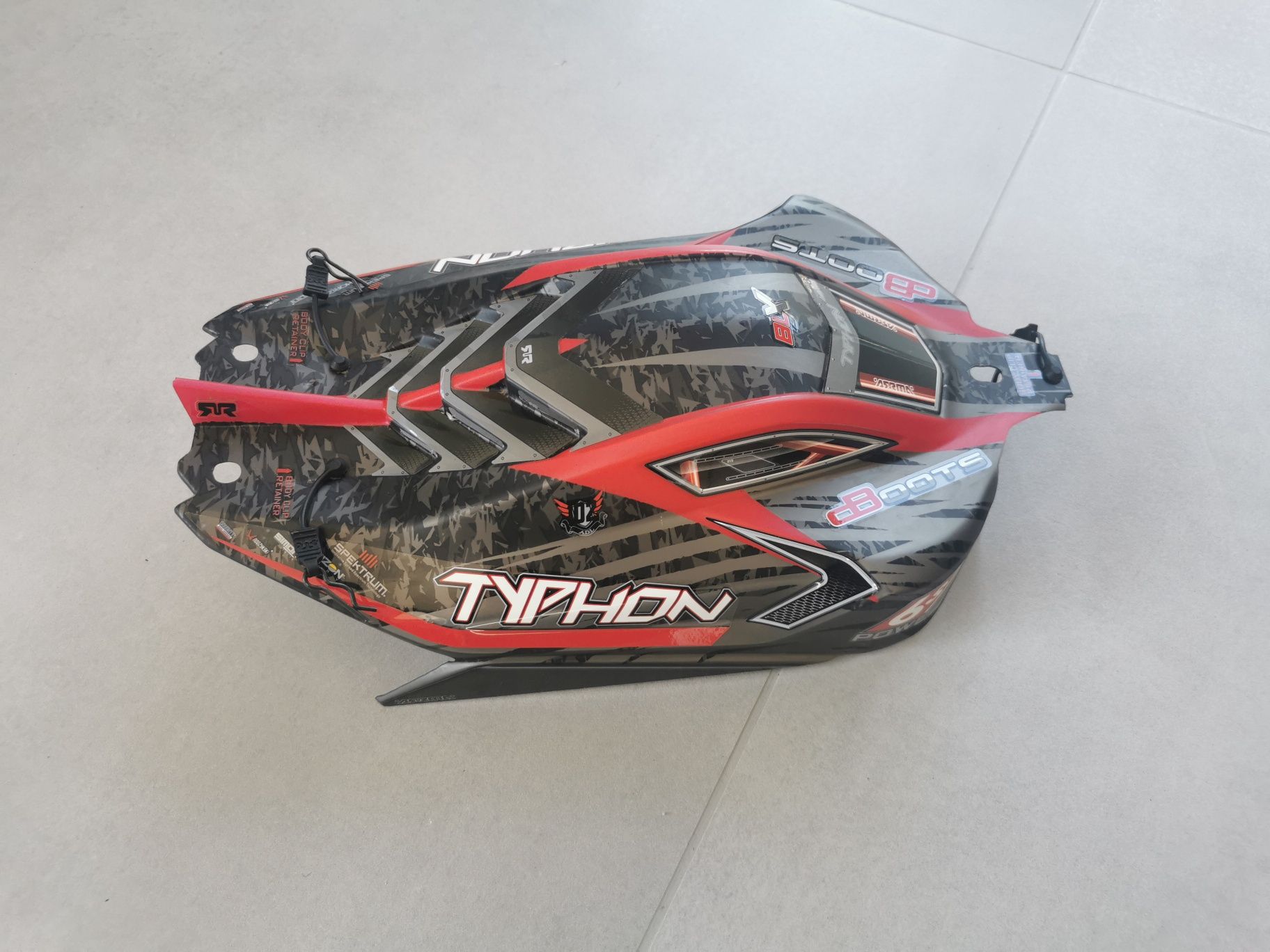 Arrma typhon 6s Karoseria